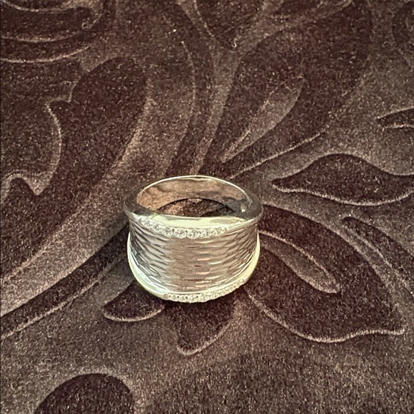 Silpada Textured Silver CZ Ring with Box Sz 8 - Picture 10 of 11